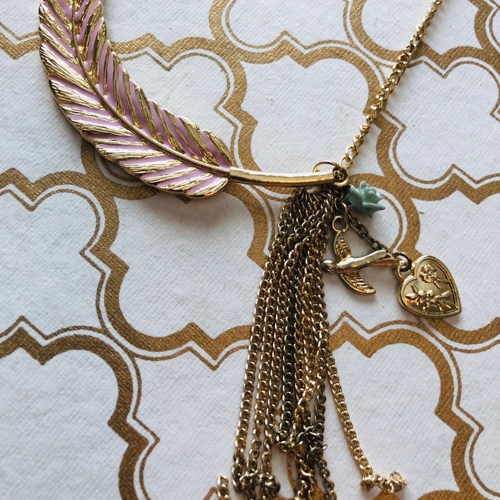 Feather necklace